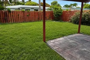 1925 NE 26th St, Wilton Manors, FL 33305 - Photo 5