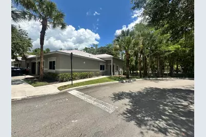 220 Crestwood Circle #106, Royal Palm Beach, FL 33411 - Photo 3