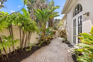 211 SE Bella Strano, Port Saint Lucie, FL 34984 - Photo 9