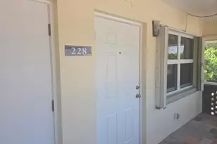 1340 NE 28th Ave, Pompano Beach, FL 33062 - Photo 13