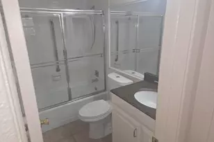 1340 NE 28th Ave, Pompano Beach, FL 33062 - Photo 17