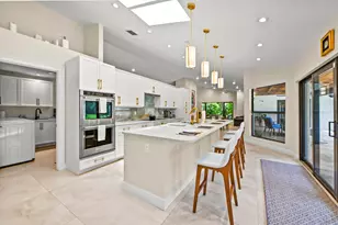13067 Doubletree Cir, Wellington, FL 33414 - Photo 17