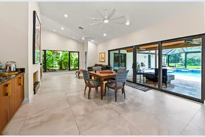 13067 Doubletree Circle, Wellington, FL 33414 - Photo 15