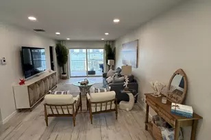 370 Wilma Cir, Riviera Beach, FL 33404 - Photo 7
