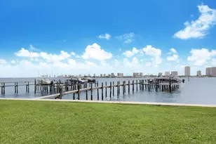 370 Wilma Cir, Riviera Beach, FL 33404 - Photo 1
