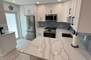 370 Wilma Cir, Riviera Beach, FL 33404 - Photo 5