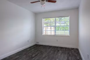 5847 S 37th St, Greenacres, FL 33463 - Photo 5