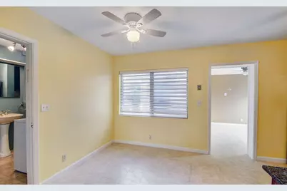 511 Minnesota Street, Lantana, FL 33462 - Photo 9