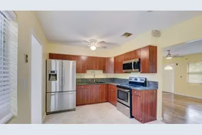 511 Minnesota Street, Lantana, FL 33462 - Photo 11