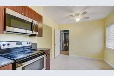 511 Minnesota Street, Lantana, FL 33462 - Photo 13