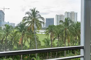 300 NE 14th Ave, Hallandale, FL 33009 - Photo 13