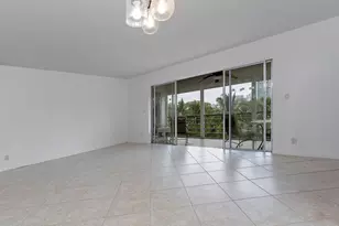 300 NE 14th Ave, Hallandale, FL 33009 - Photo 9