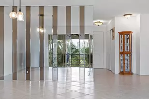 300 NE 14th Ave, Hallandale, FL 33009 - Photo 15
