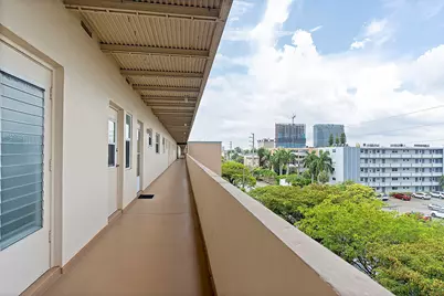 300 NE 14th Avenue #501, Hallandale, FL 33009 - Photo 3