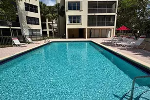 2314 S Cypress Bend Dr, Pompano Beach, FL 33069 - Photo 1
