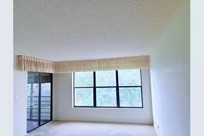 2314 S Cypress Bend Drive #Unit 614, Pompano Beach, FL 33069 - Photo 5