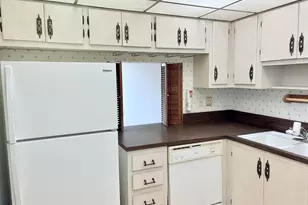 2314 S Cypress Bend Dr, Pompano Beach, FL 33069 - Photo 9