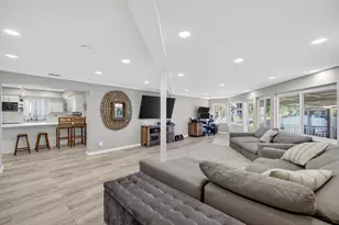 1570 NE 30th Pl, Oakland Park, FL 33334 - Photo 13