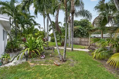 9971 Dogwood Avenue, Palm Beach Gardens, FL 33410 - Photo 19
