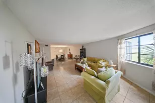 20860 San Simeon Way, Miami, FL 33179 - Photo 9