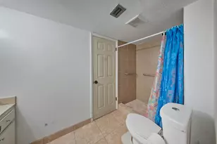 20860 San Simeon Way, Miami, FL 33179 - Photo 13