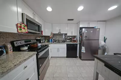 20860 San Simeon Way #109-6, Miami, FL 33179 - Photo 11