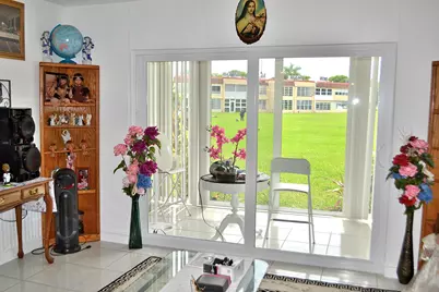 8841 Sunrise Lakes Boulevard #112, Sunrise, FL 33322 - Photo 7