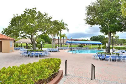 8841 Sunrise Lakes Boulevard #112, Sunrise, FL 33322 - Photo 25