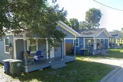 909 Avenue B, Fort Pierce, FL 34950 - Photo 1