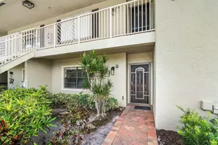 3 Stratford Dr E, Boynton Beach, FL 33436 - Photo 3