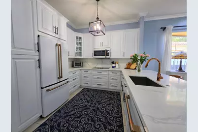 14013 N Cypress Cove Circle, Davie, FL 33325 - Photo 13