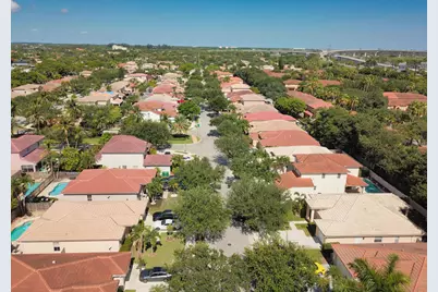 14013 N Cypress Cove Circle, Davie, FL 33325 - Photo 33