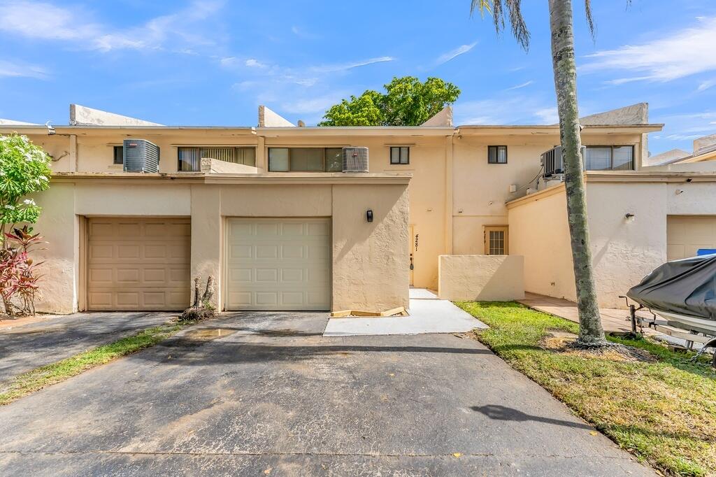 4281 NW 76th Ave - 4281 NW 76th Ave, Davie, FL 33328 Luxury Property | Jose Angel Pina