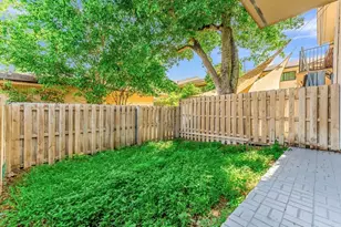 4281 NW 76th Ave, Davie, FL 33328 - Photo 35