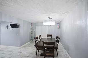1301 SW 75th Ave, North Lauderdale, FL 33068 - Photo 5