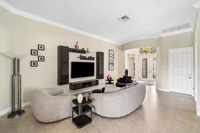 8769 Via Grande E, Wellington, FL 33411 - Photo 11