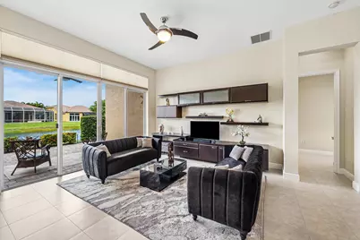 8769 Via Grande E, Wellington, FL 33411 - Photo 13