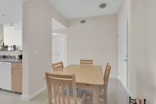 533 NE 3rd Ave, Fort Lauderdale, FL 33301 - Photo 9