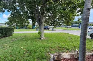 4353 Broadway St, Lake Worth, FL 33461 - Photo 3
