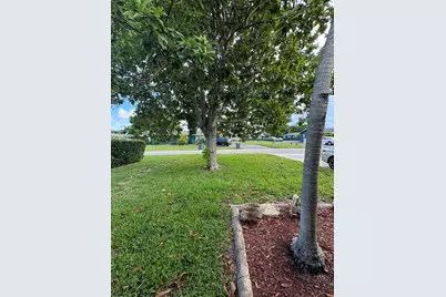 4353 Broadway Street, Lake Worth, FL 33461 - Photo 3