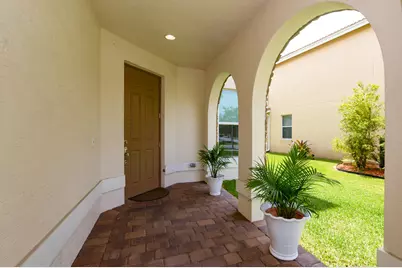 713 NW Leonardo Circle #713, Port Saint Lucie, FL 34986 - Photo 3
