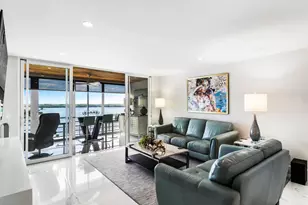44 Yacht Club Dr, North Palm Beach, FL 33408 - Photo 7