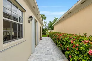 8342 Dominica Pl, Wellington, FL 33414 - Photo 33
