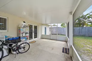 141 SE 8th St, Pompano Beach, FL 33060 - Photo 43