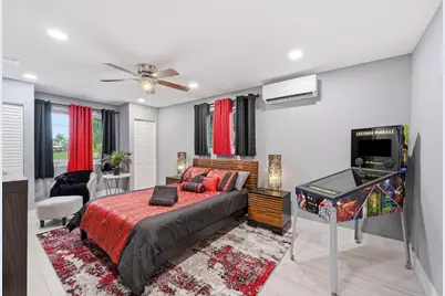 141 SE 8th Street, Pompano Beach, FL 33060 - Photo 11