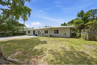 141 SE 8th Street, Pompano Beach, FL 33060 - Photo 43