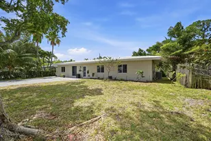 141 SE 8th St, Pompano Beach, FL 33060 - Photo 43