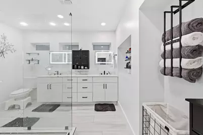 141 SE 8th Street, Pompano Beach, FL 33060 - Photo 9