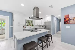 141 SE 8th St, Pompano Beach, FL 33060 - Photo 3