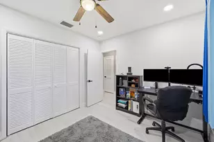 141 SE 8th St, Pompano Beach, FL 33060 - Photo 19